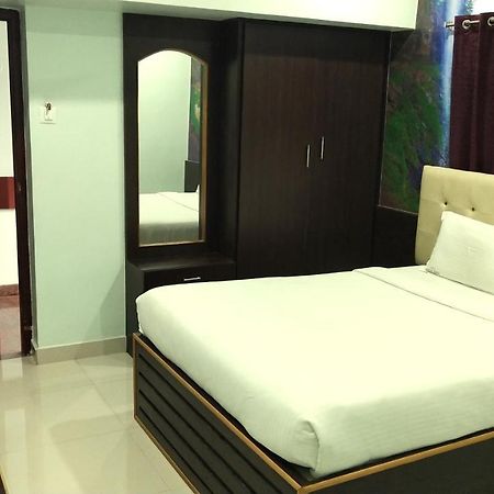 Apple Park Annexe Hotel Tiruchirappalli Kültér fotó
