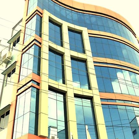 Apple Park Annexe Hotel Tiruchirappalli Kültér fotó